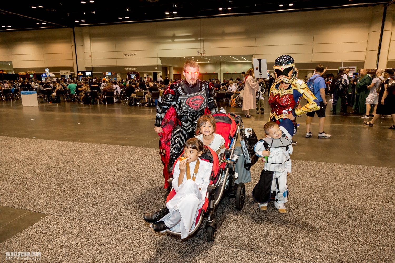 Celebration-Orlando-2017-Attendees-In-Costumes-019.jpg