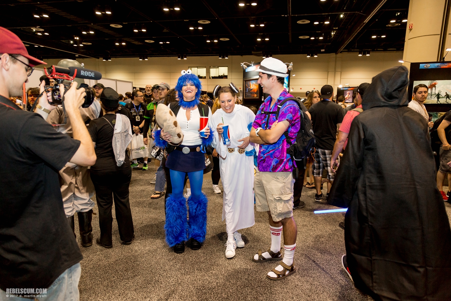 Celebration-Orlando-2017-Attendees-In-Costumes-080.jpg