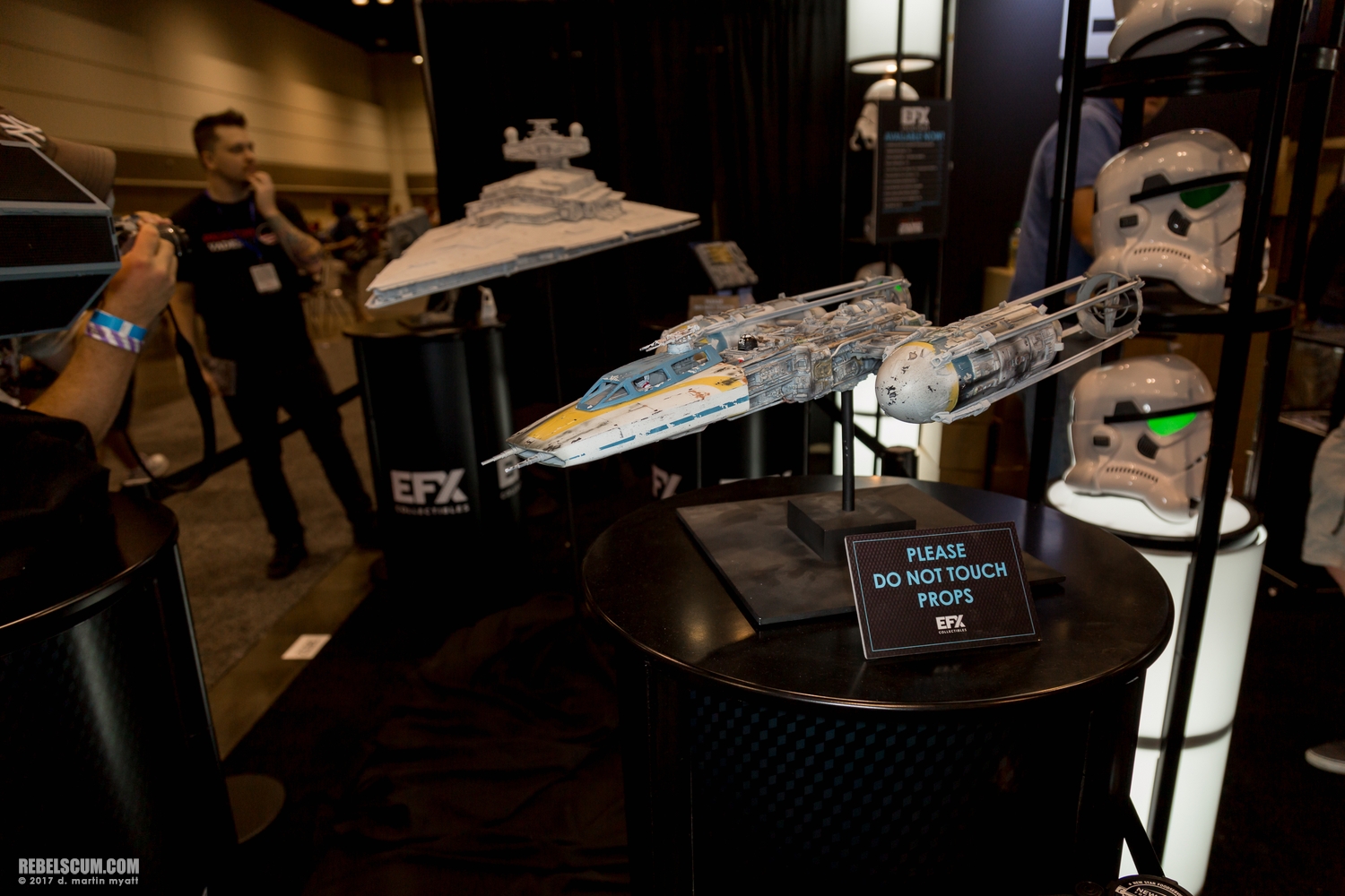 Celebration-Orlando-2017-EFX-Collectibles-002.jpg
