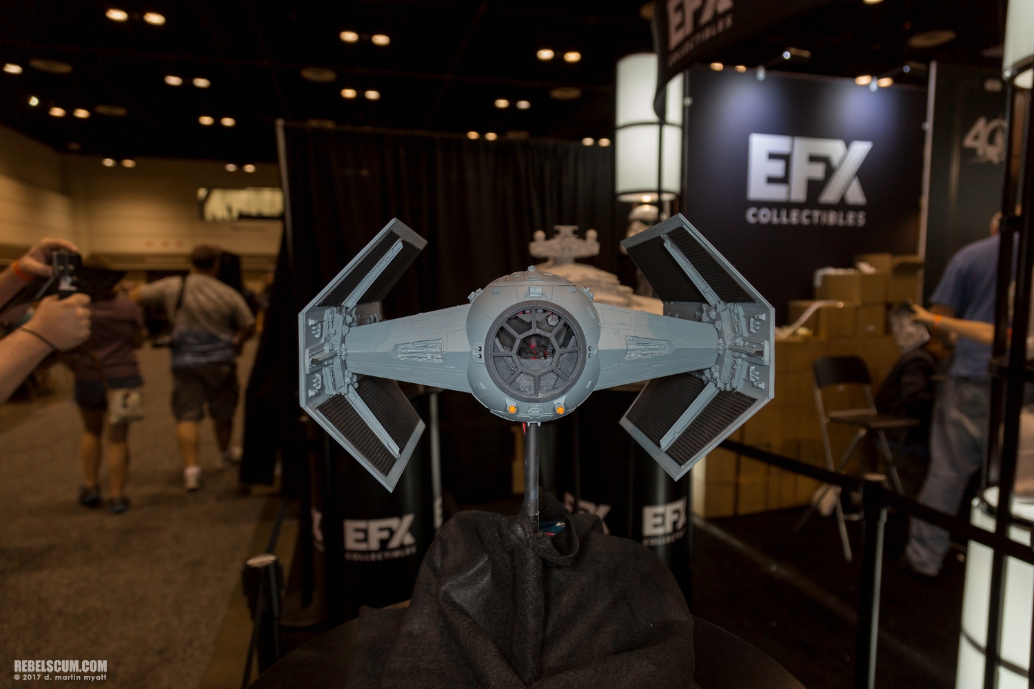 Celebration-Orlando-2017-EFX-Collectibles-007.jpg