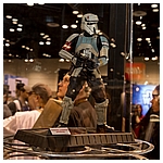 Celebration-Orlando-2017-Gentle-Giant-Shore-Trooper-Statue-002.jpg