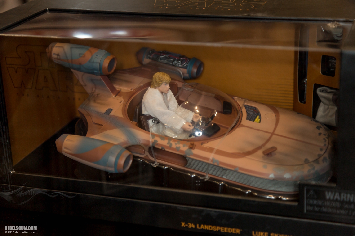 Celebration-Orlando-2017-Hasbro-Luke-Skywalker-X-34-009.jpg