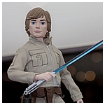 Celebration-Orlando-2017-Hasbro-Thrawn-Gree-Destiny-021.jpg