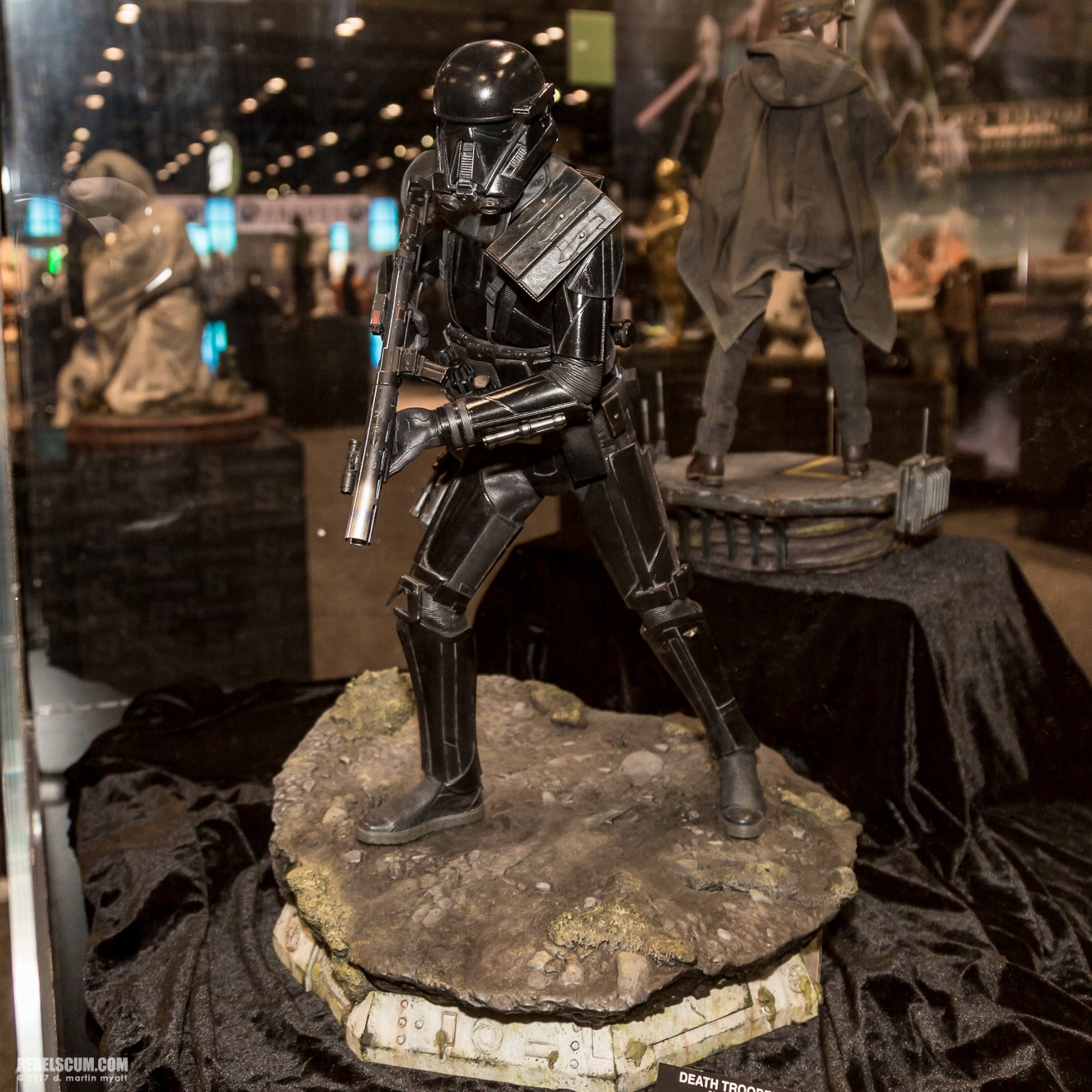 Celebration-Orlando-2017-Sideshow-Collectibles-061.jpg