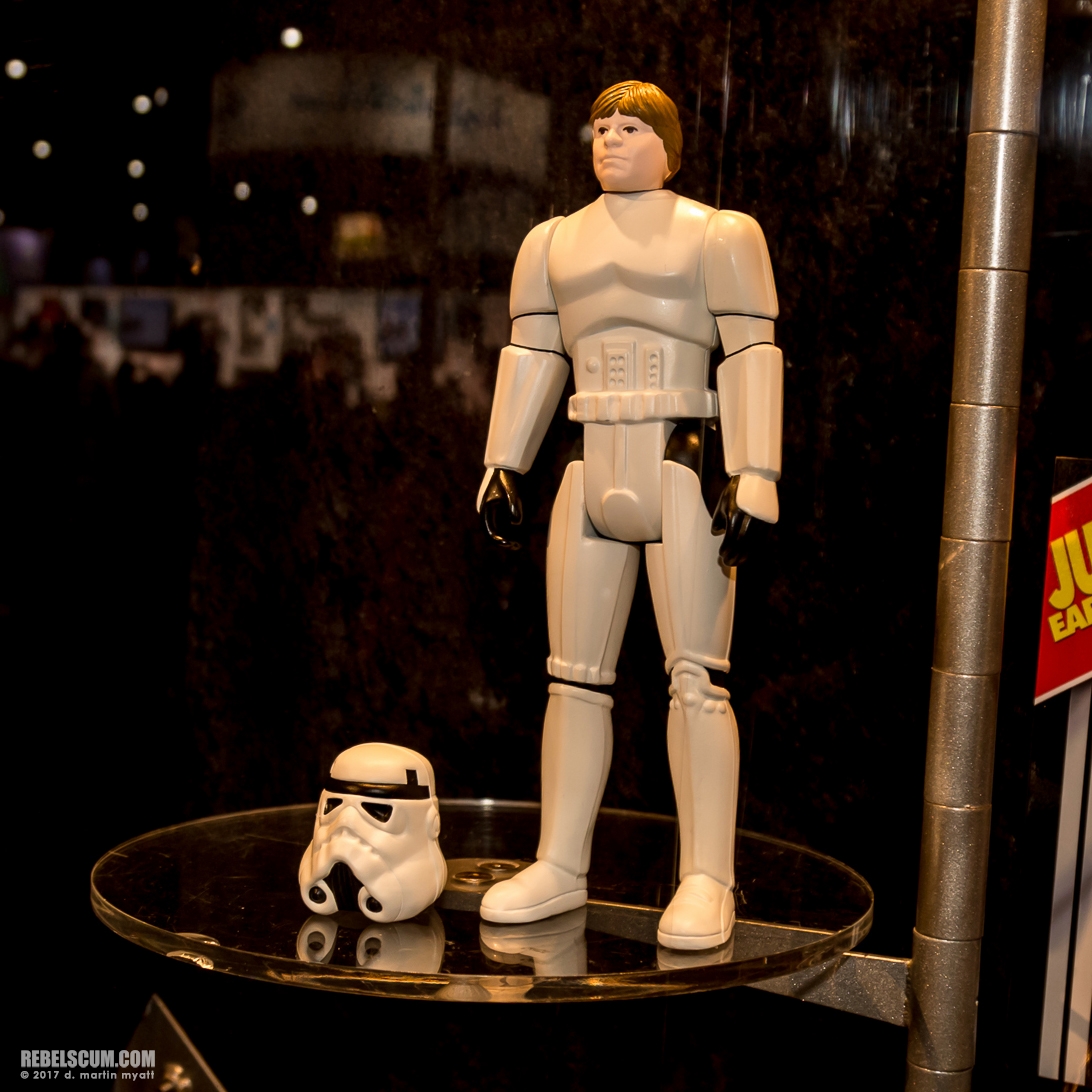 San-Diego-Comic-Con-2017-Gentle-Giant-Ltd-Star-Wars-028.jpg