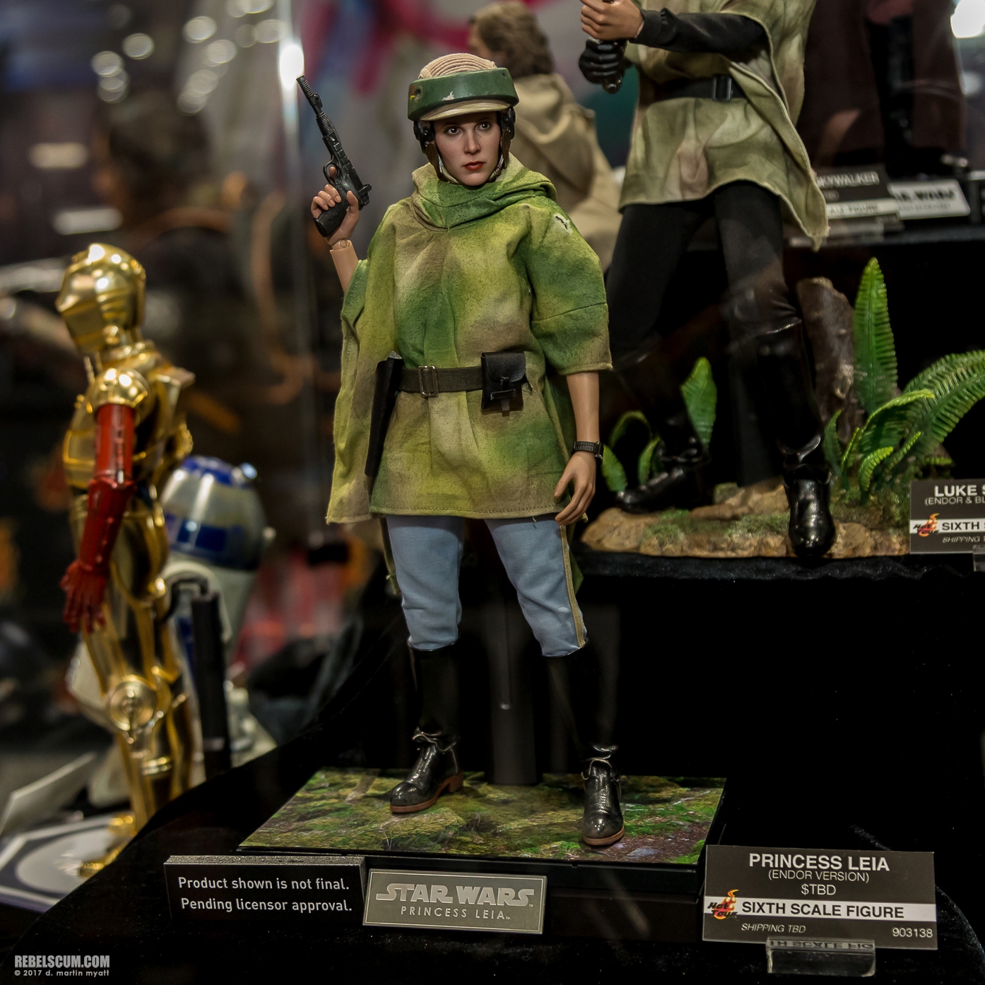 San-Diego-Comic-Con-2017-Hot-Toys-Star-Wars-042.jpg