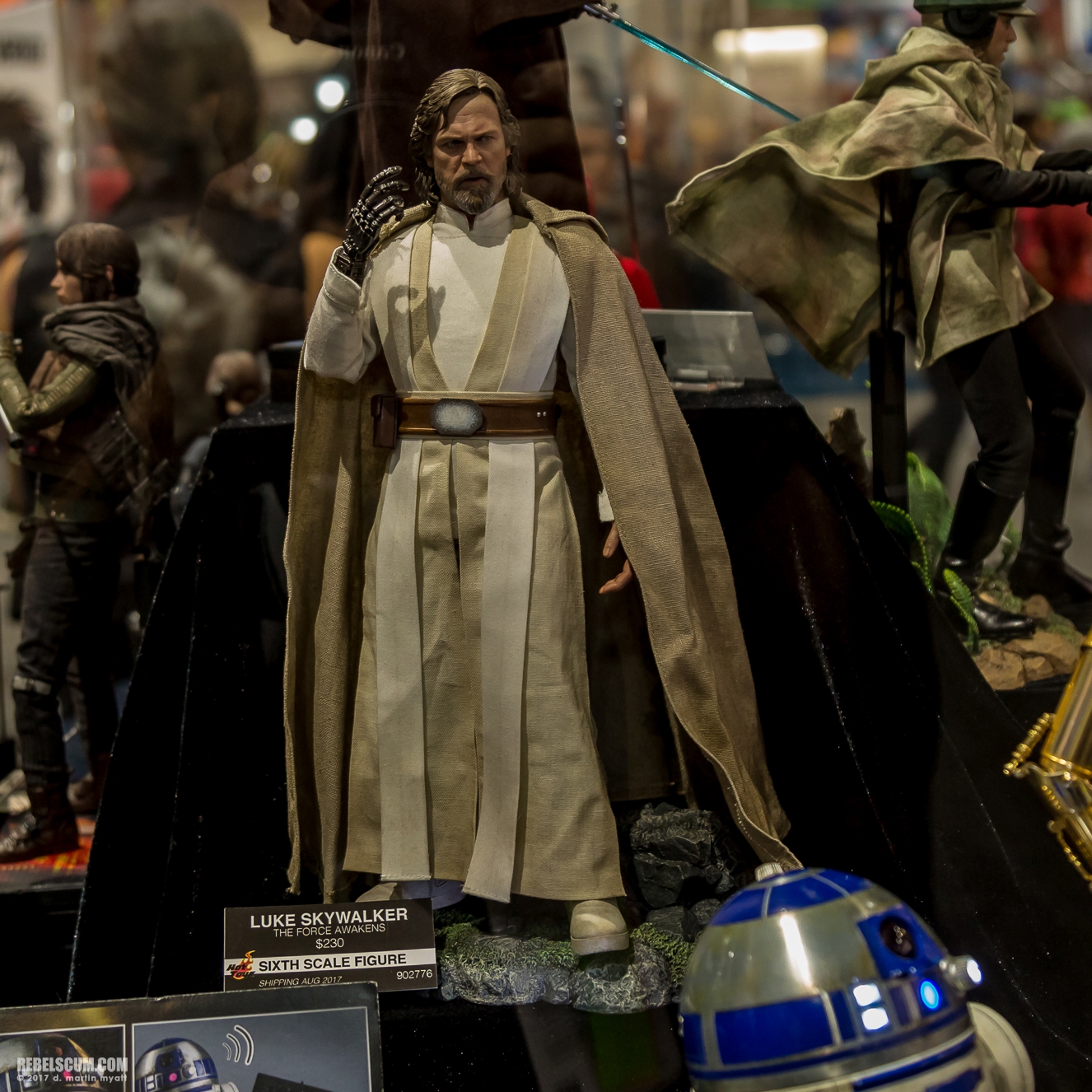 San-Diego-Comic-Con-2017-Hot-Toys-Star-Wars-052.jpg