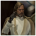 San-Diego-Comic-Con-2017-Hot-Toys-Star-Wars-056.jpg