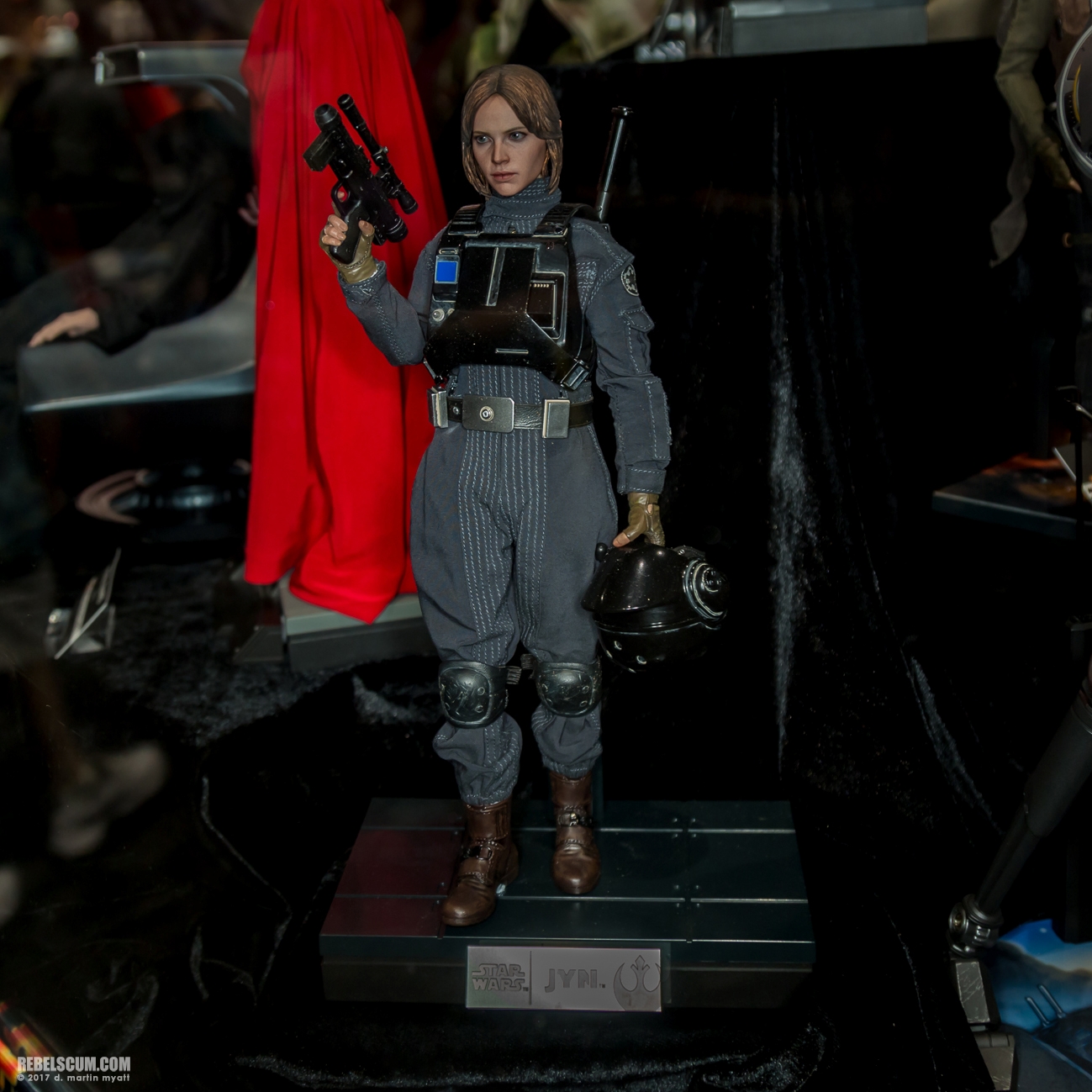 San-Diego-Comic-Con-2017-Hot-Toys-Star-Wars-075.jpg