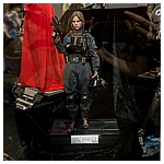 San-Diego-Comic-Con-2017-Hot-Toys-Star-Wars-077.jpg