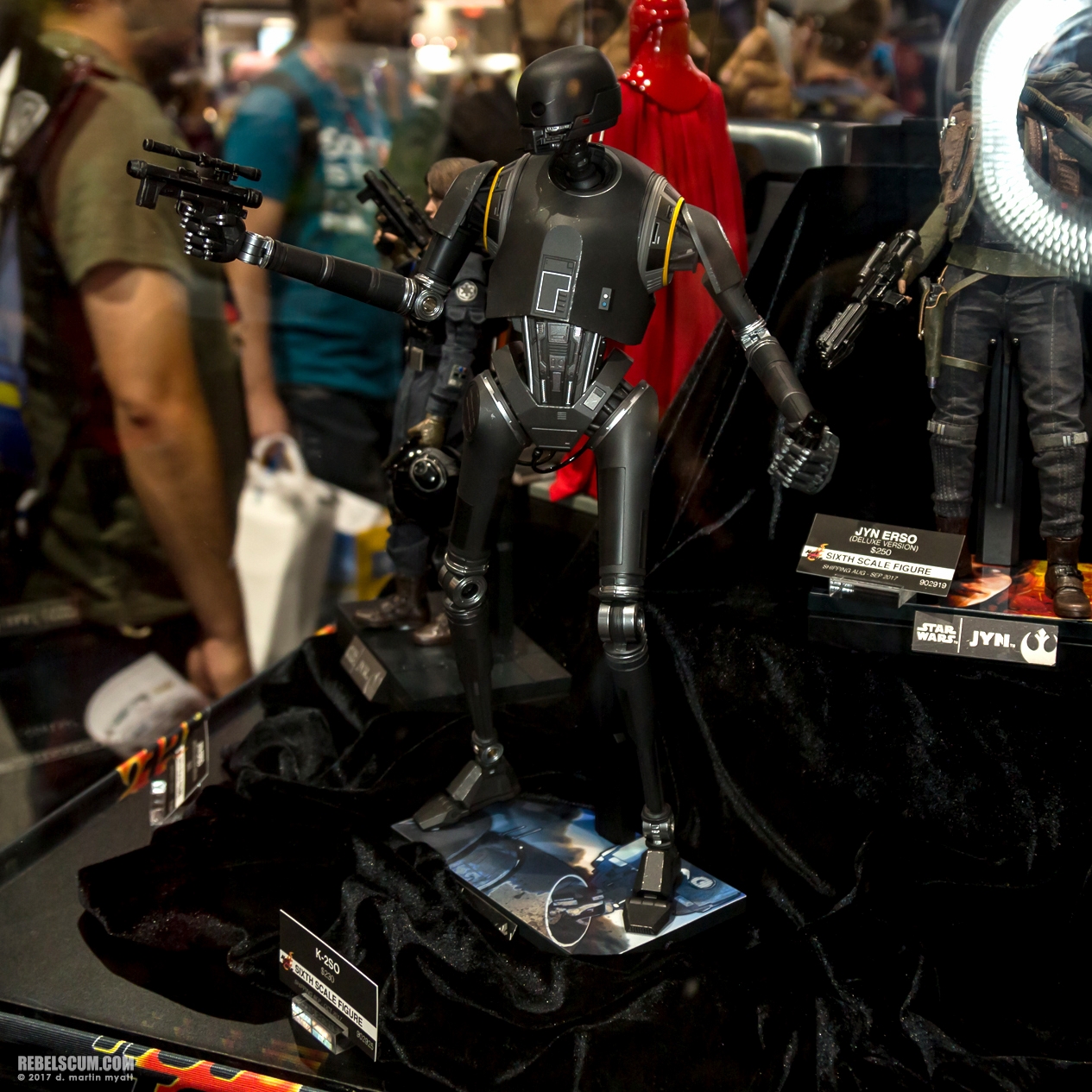 San-Diego-Comic-Con-2017-Hot-Toys-Star-Wars-085.jpg