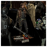 San-Diego-Comic-Con-2017-Hot-Toys-Star-Wars-087.jpg