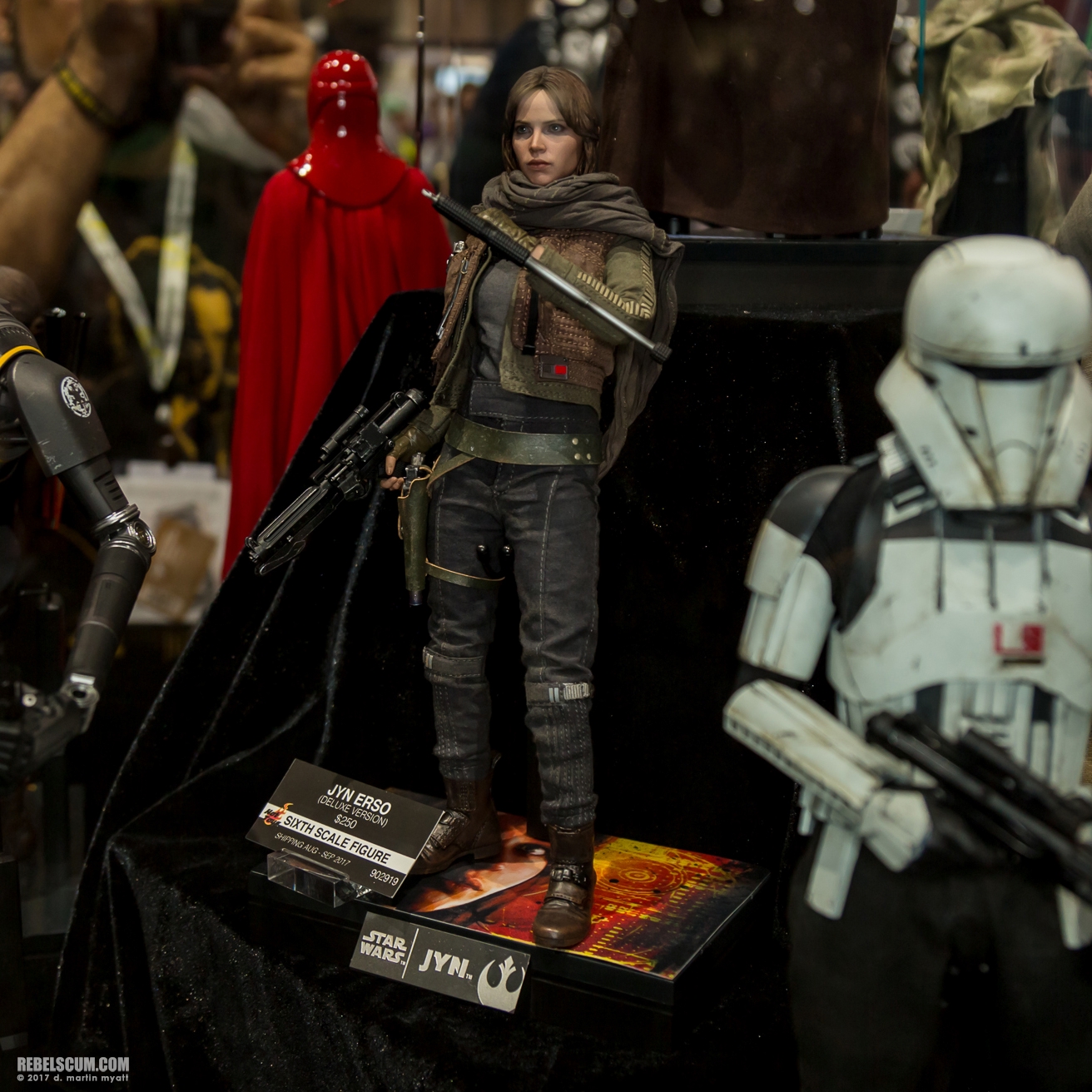 San-Diego-Comic-Con-2017-Hot-Toys-Star-Wars-088.jpg