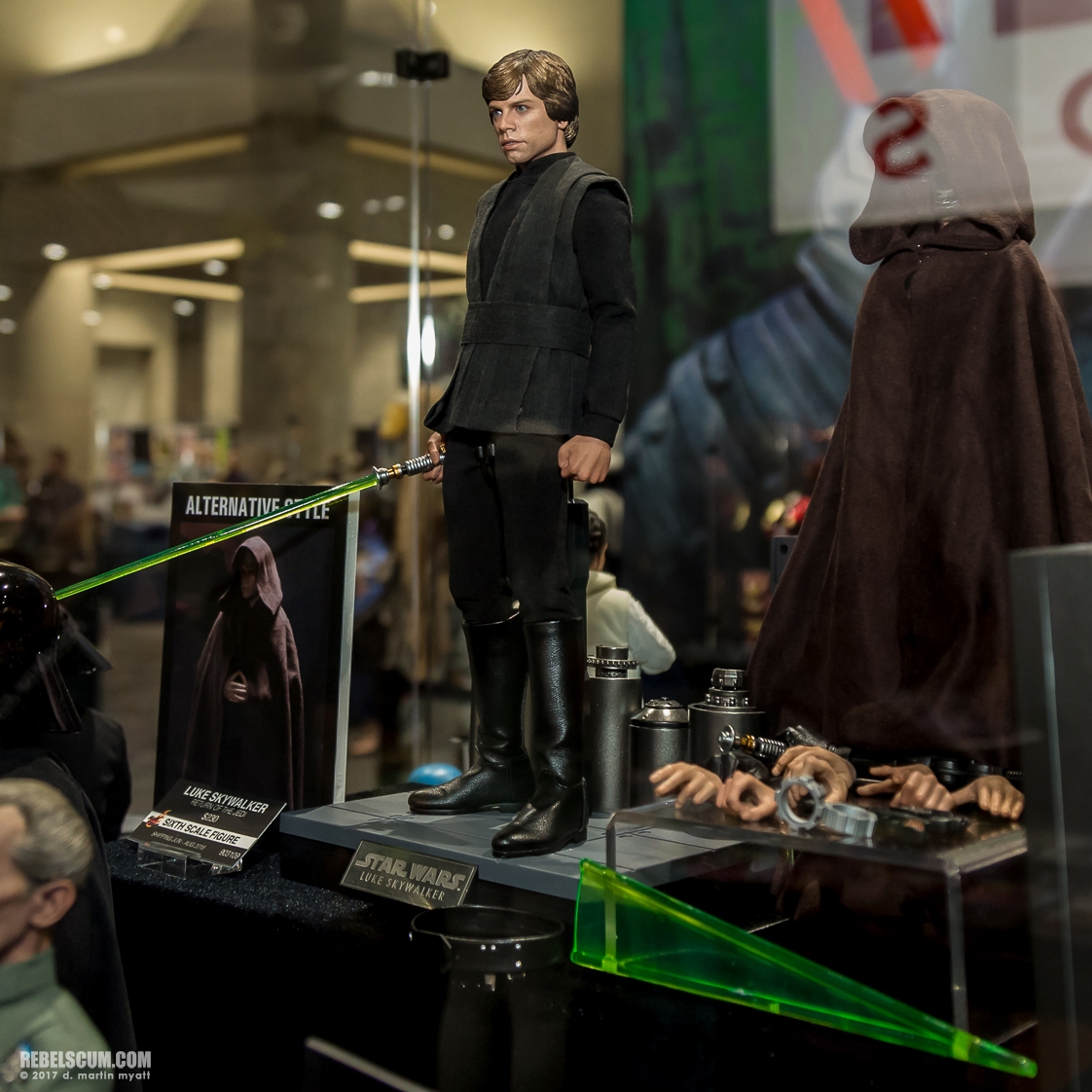 San-Diego-Comic-Con-2017-Hot-Toys-Star-Wars-124.jpg