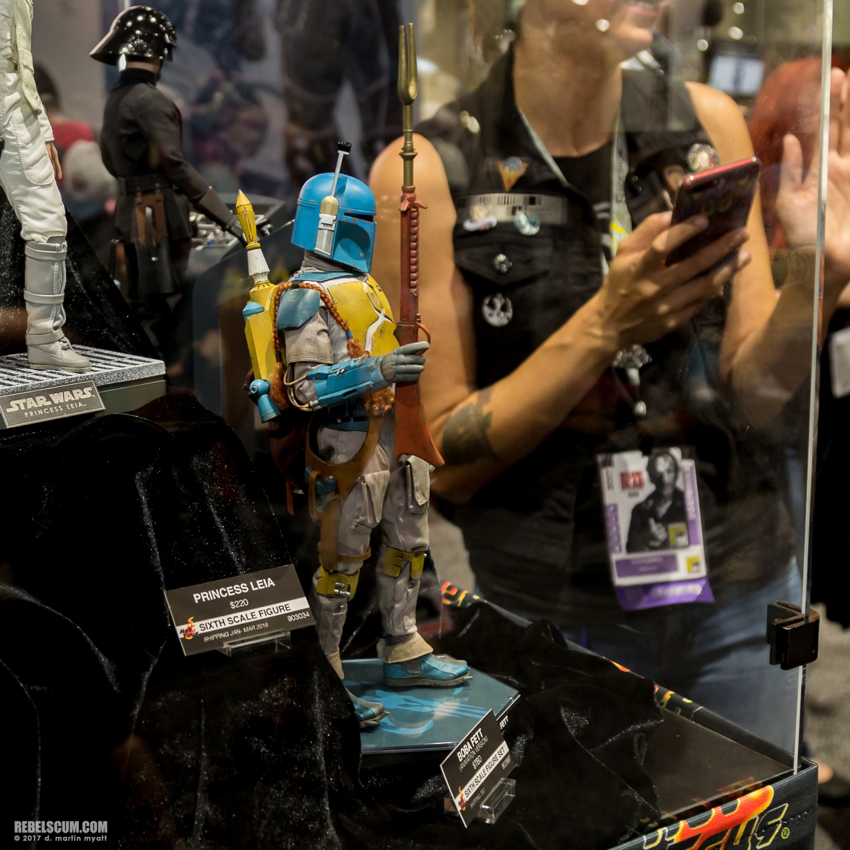 San-Diego-Comic-Con-2017-Hot-Toys-Star-Wars-153.jpg