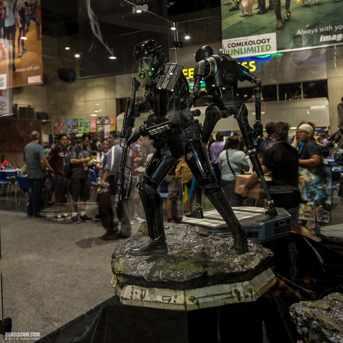 San-Diego-Comic-Con-2017-Sideshow-Collectibles-001.jpg