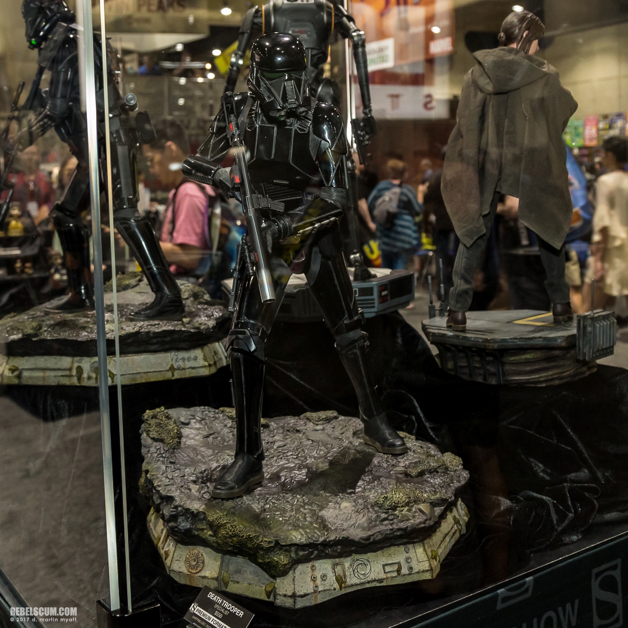 San-Diego-Comic-Con-2017-Sideshow-Collectibles-009.jpg