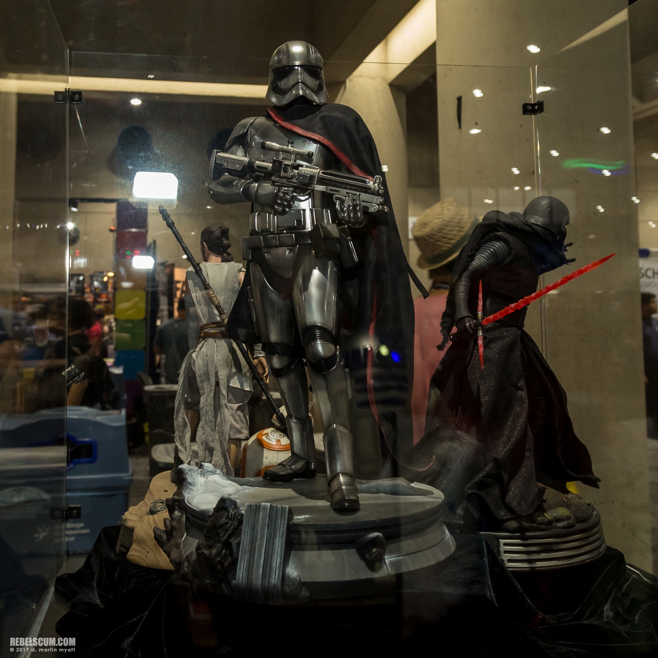 San-Diego-Comic-Con-2017-Sideshow-Collectibles-056.jpg