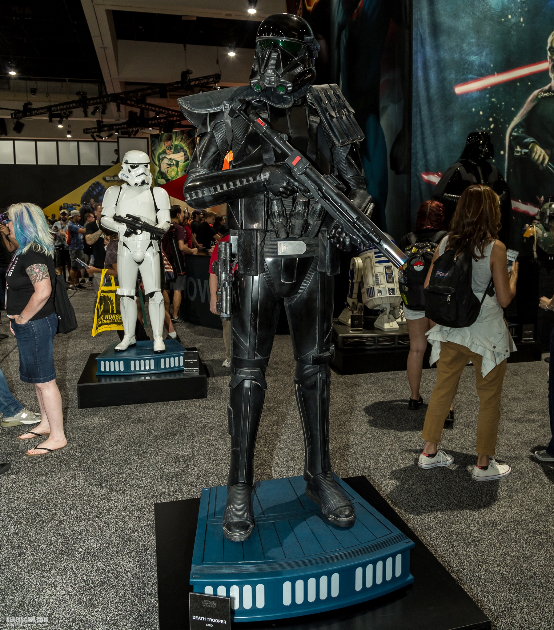 San-Diego-Comic-Con-2017-Sideshow-Collectibles-088.jpg