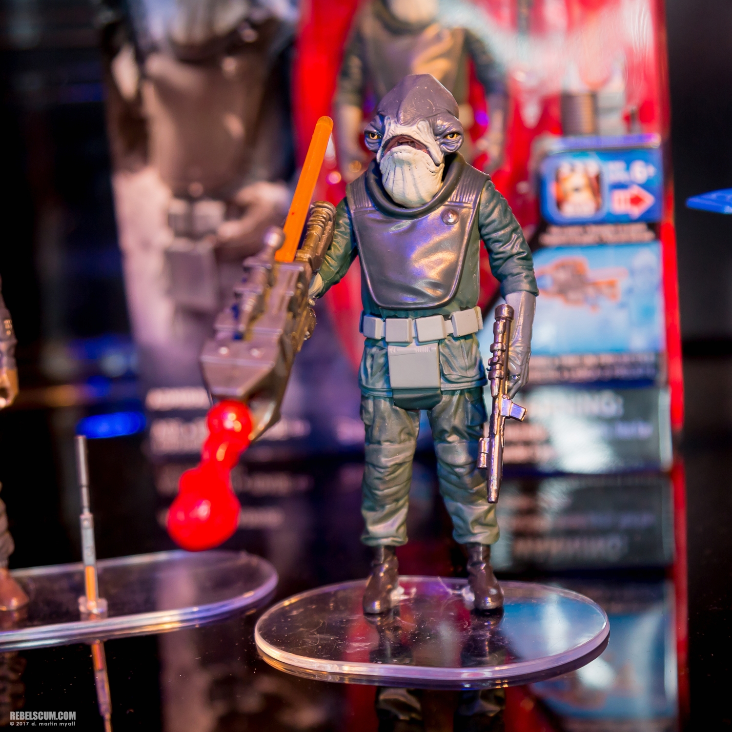 Hasbro-2017-International-Toy-Fair-Star-Wars-095.jpg