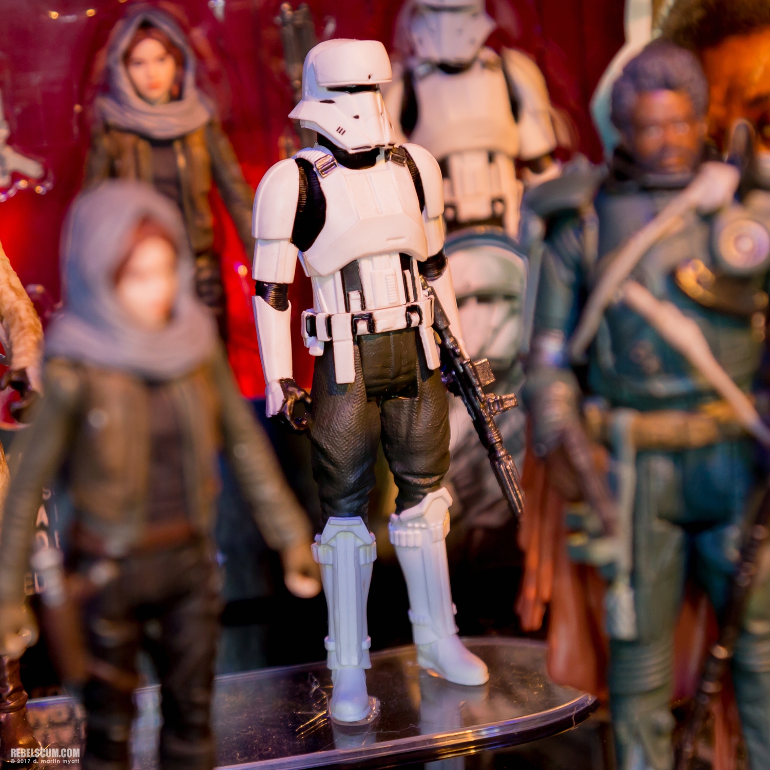 Hasbro-2017-International-Toy-Fair-Star-Wars-100.jpg