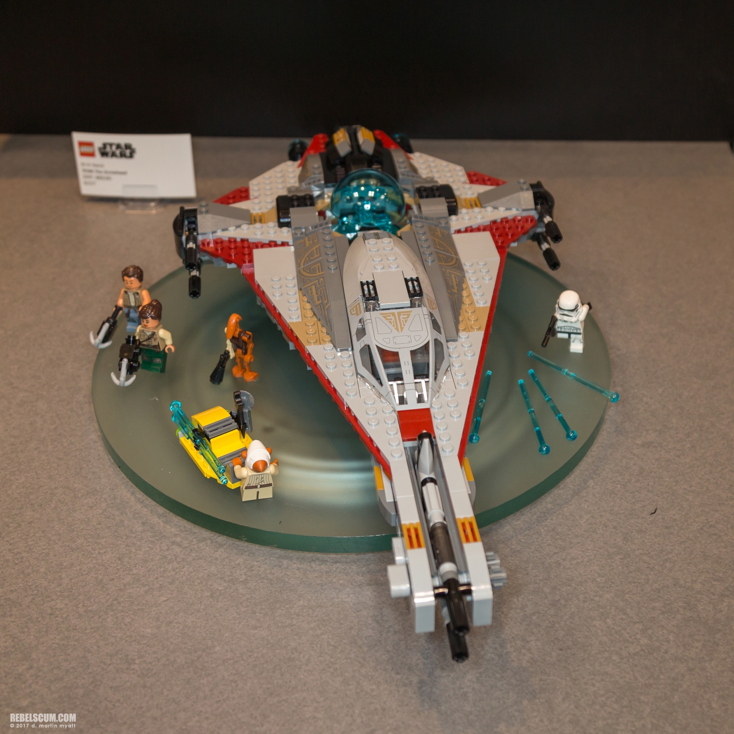 LEGO-2017-International-Toy-Fair-Star-Wars-094.jpg