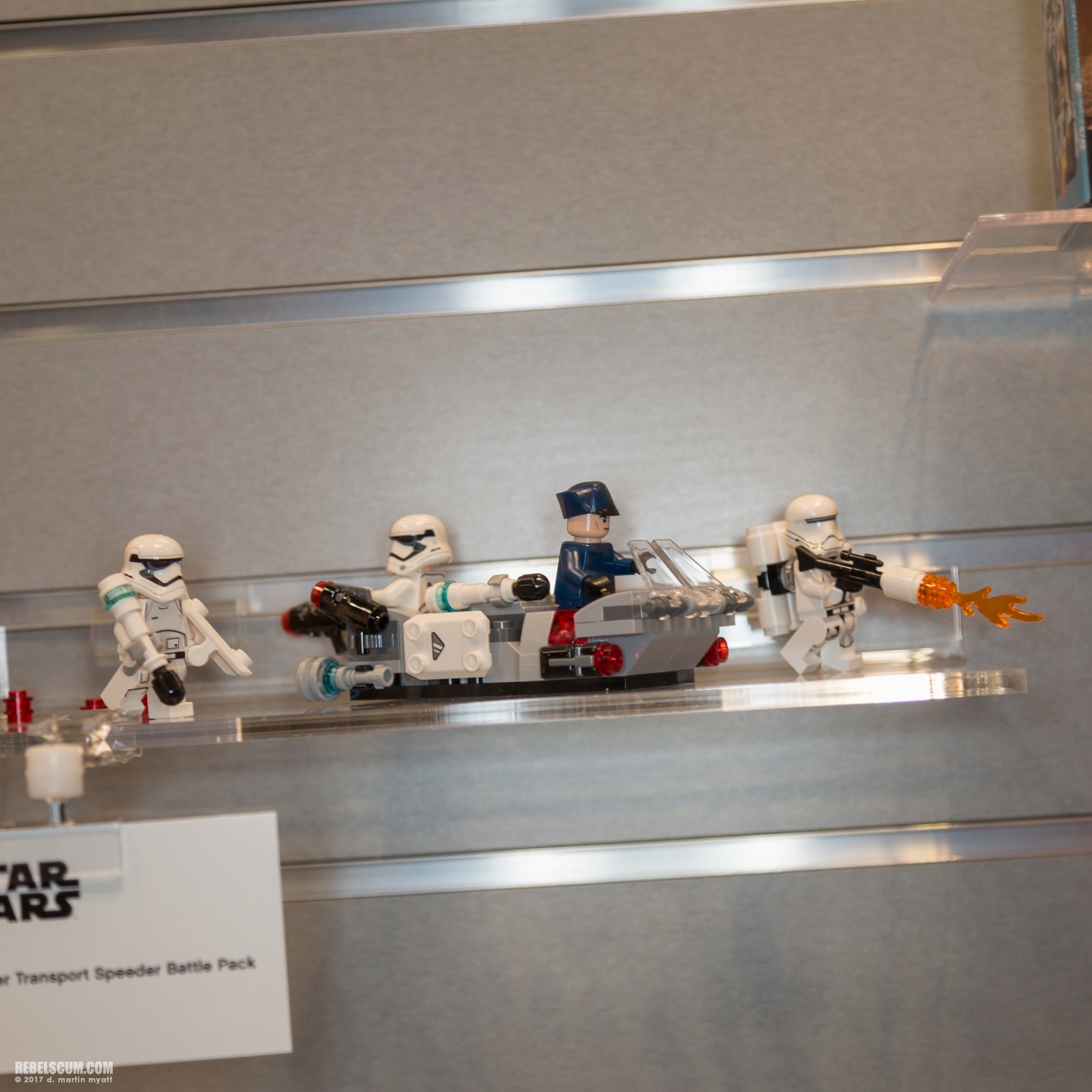 LEGO-2017-International-Toy-Fair-Star-Wars-104.jpg