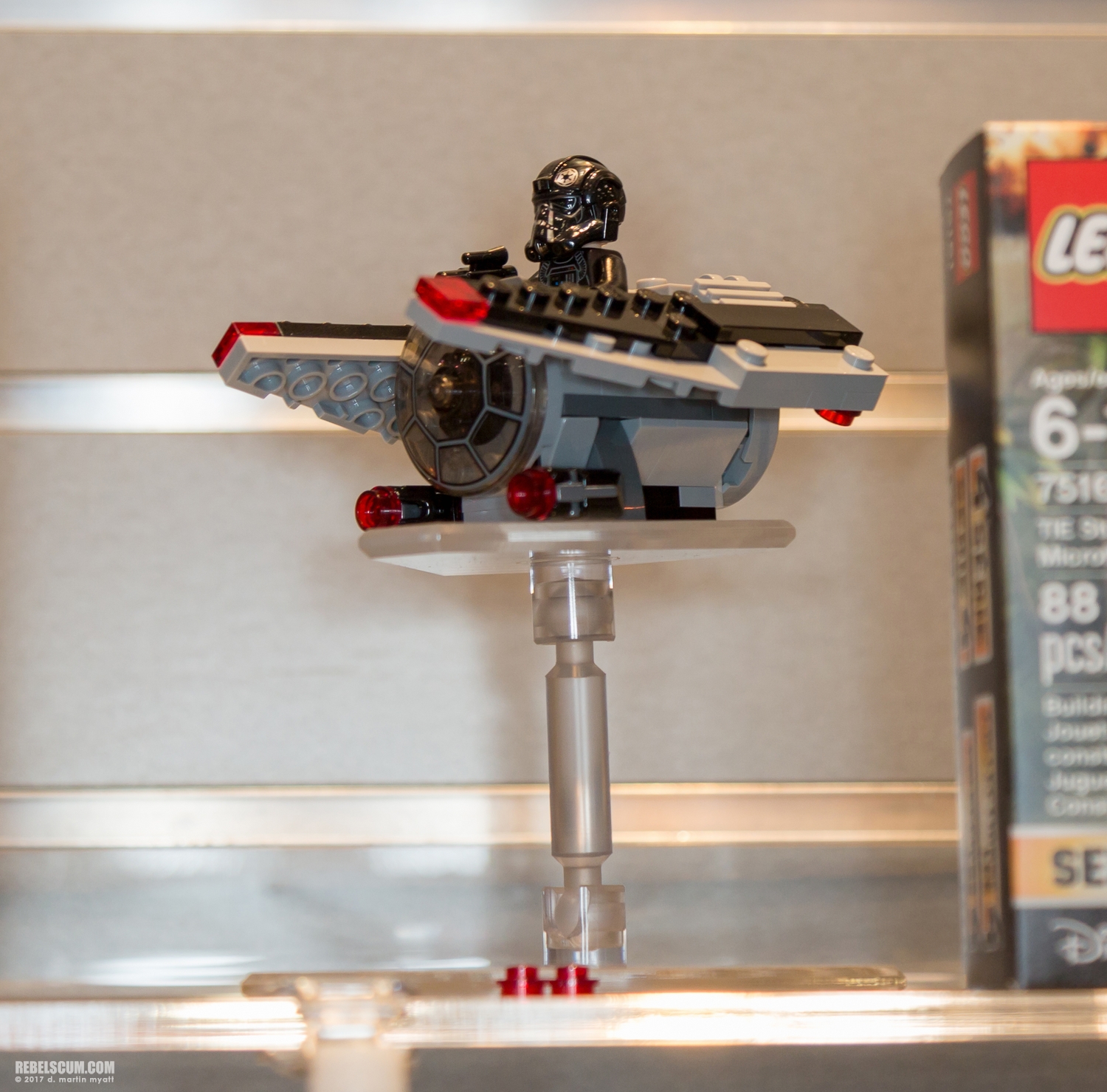 LEGO-2017-International-Toy-Fair-Star-Wars-126.jpg