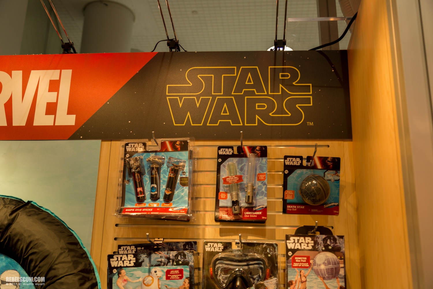 SwimWays-Star-Wars-2017-Toy-Fair-002.jpg