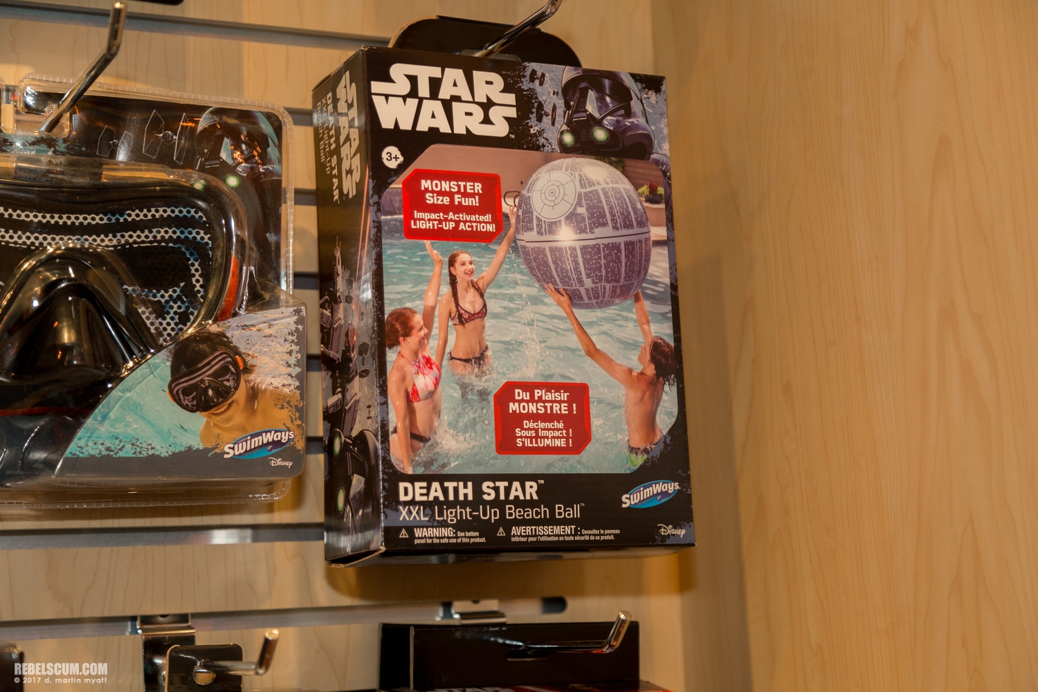 SwimWays-Star-Wars-2017-Toy-Fair-007.jpg