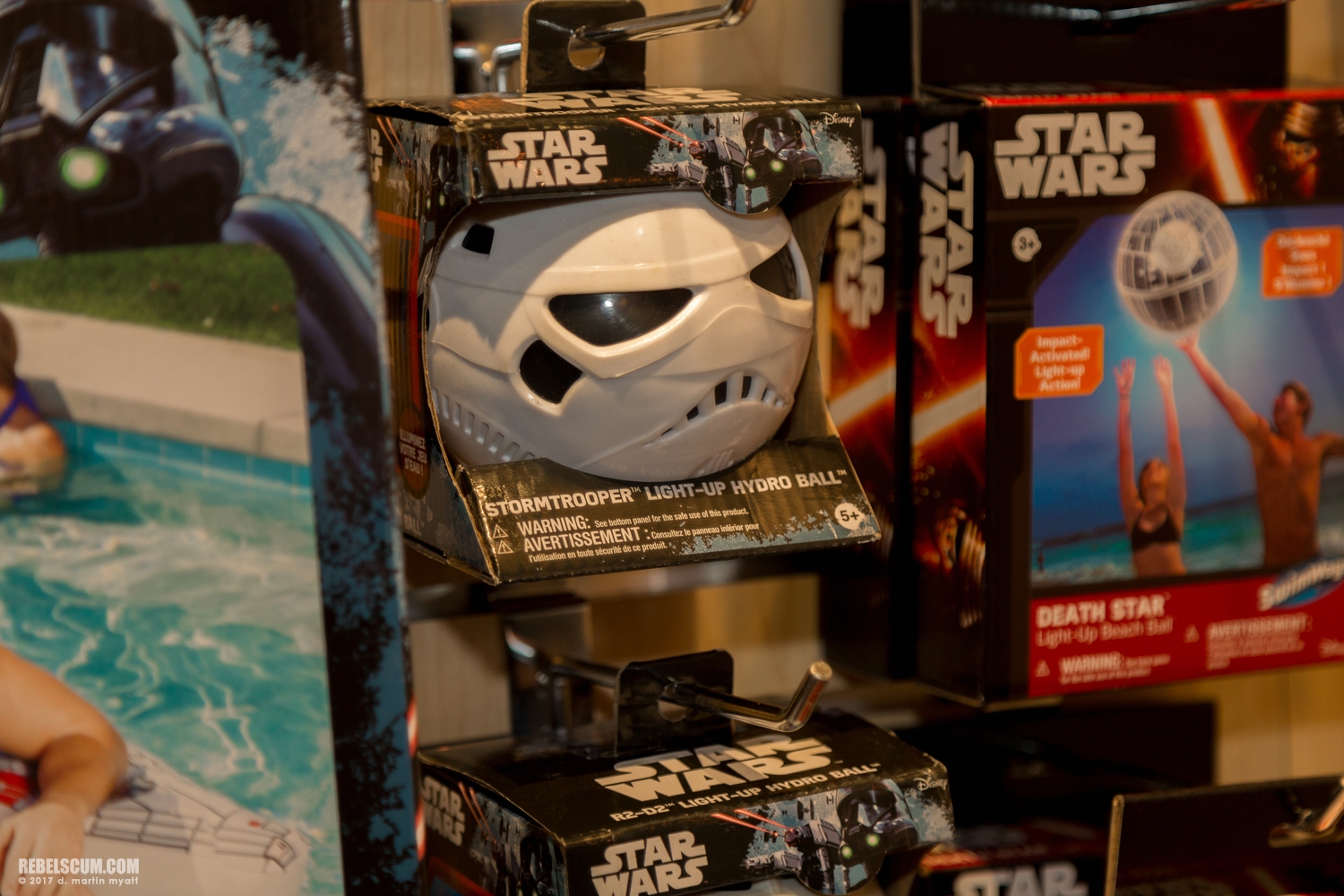 SwimWays-Star-Wars-2017-Toy-Fair-011.jpg