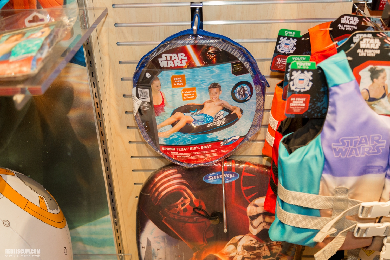 SwimWays-Star-Wars-2017-Toy-Fair-018.jpg