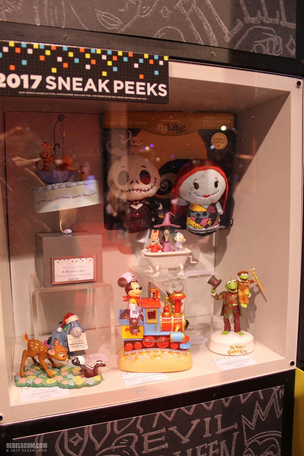 disney-d23-2017-hallmark-popminded-033.JPG