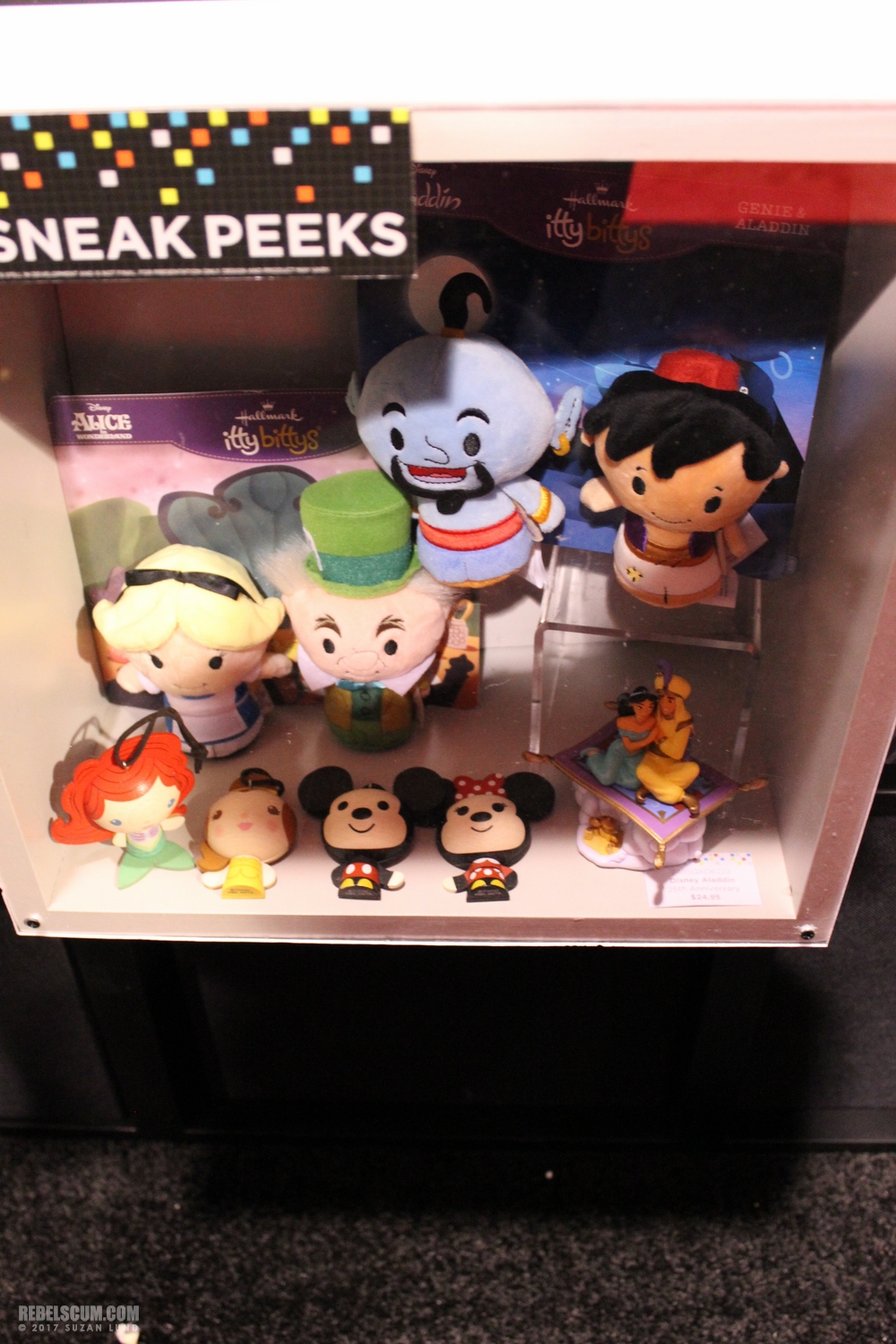 disney-d23-2017-hallmark-popminded-037.JPG