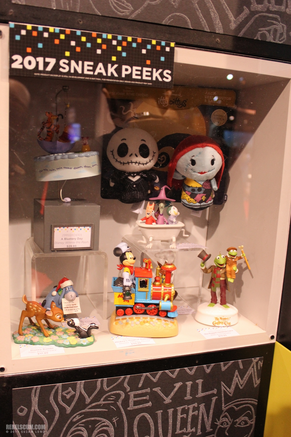 disney-d23-2017-hallmark-popminded-041.JPG