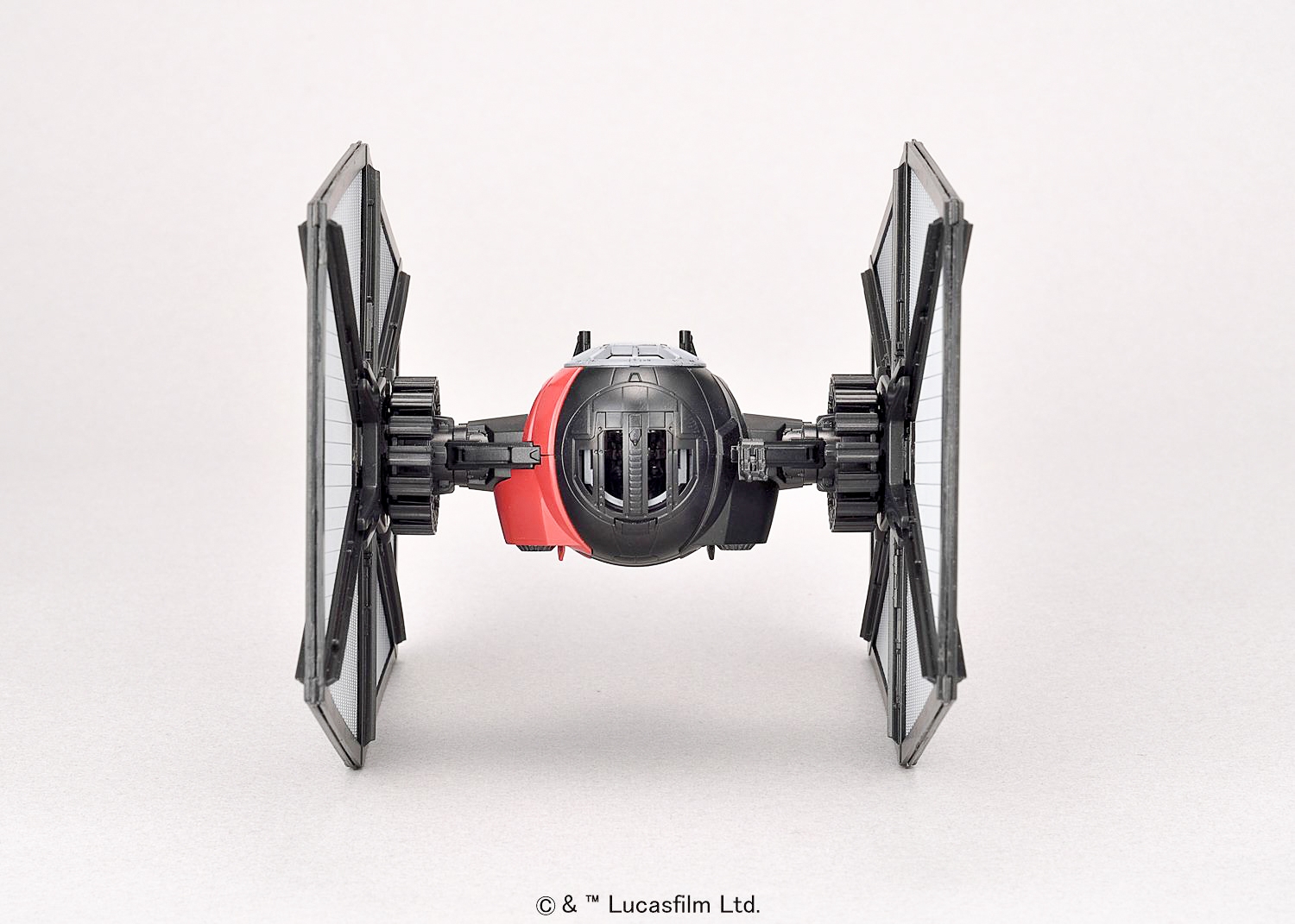 Bandai-Hobby-First-Order-Special-Forces-TIE-Fighter-1-72-Model-006.jpg