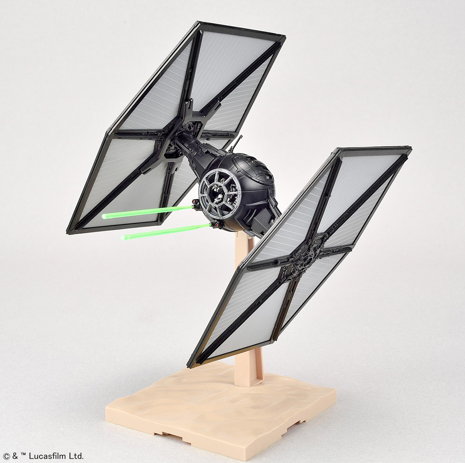 Bandai-Hobby-First-Order-TIE-Fighter-1-72-Model-007.jpg