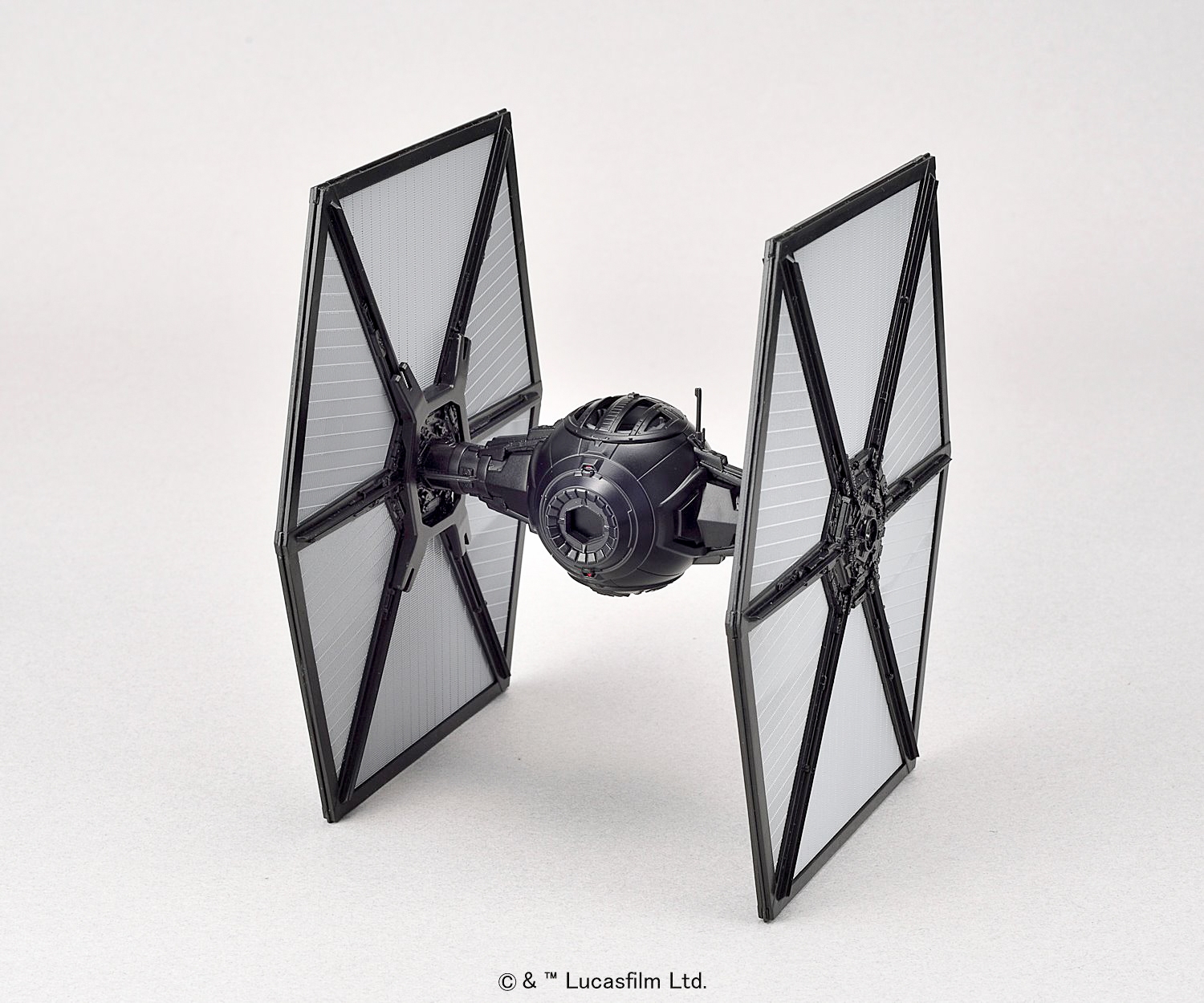 Bandai-Hobby-First-Order-TIE-Fighter-1-72-Model-010.jpg