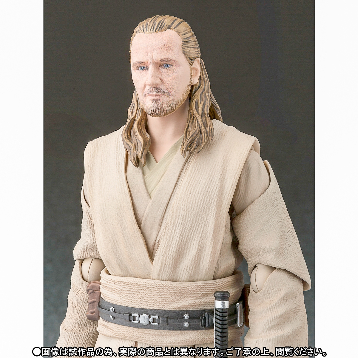 Bandai-SH-Figuarts-Star-Wars-The-Phantom-Menace-Qui-Gon-Jinn-004.jpg