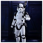 Hot-Toys-MMS248-The-Last-Jedi-Executioner-Trooper-005.jpg