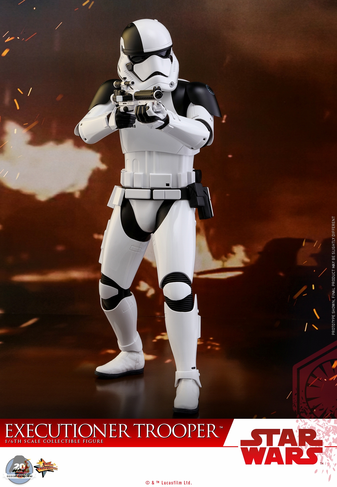 Hot-Toys-MMS248-The-Last-Jedi-Executioner-Trooper-010.jpg