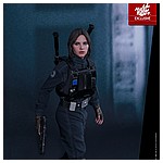 Hot-Toys-MMS419-Rogue-One-Jyn-Erso-Imperial-Disguise-003.jpg