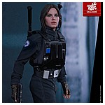 Hot-Toys-MMS419-Rogue-One-Jyn-Erso-Imperial-Disguise-005.jpg