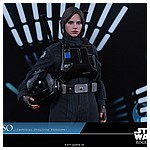 Hot-Toys-MMS419-Rogue-One-Jyn-Erso-Imperial-Disguise-008.jpg