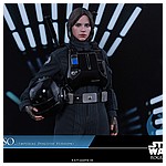 Hot-Toys-MMS419-Rogue-One-Jyn-Erso-Imperial-Disguise-008.jpg