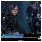 Hot-Toys-MMS419-Rogue-One-Jyn-Erso-Imperial-Disguise-013.jpg