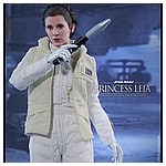 Hot-Toys-MMS423-The-Empire-Strikes-Back-Princess-Leia-004.jpg