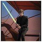 Hot-Toys-MMS429-Return-of-the-Jedi-Luke-Skywalker-010.jpg