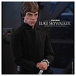 Hot-Toys-MMS429-Return-of-the-Jedi-Luke-Skywalker-011.jpg