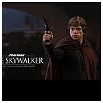 Hot-Toys-MMS429-Return-of-the-Jedi-Luke-Skywalker-020.jpg